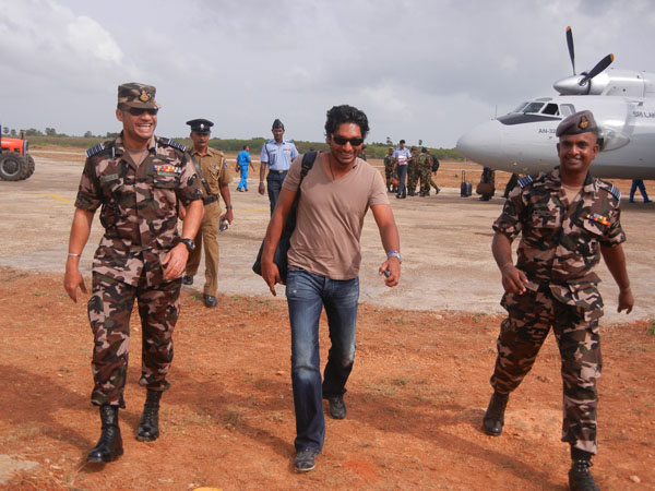 Kumara Sangakkara Flies With Helitours
