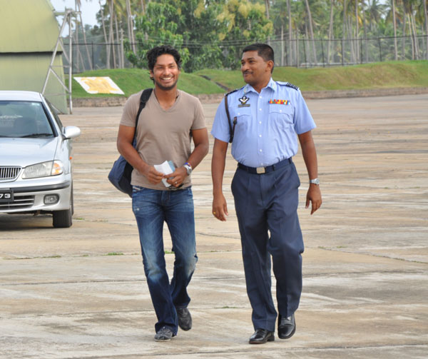 Kumara Sangakkara Flies With Helitours