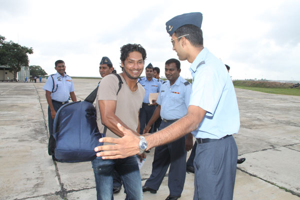 Kumara Sangakkara Flies With Helitours