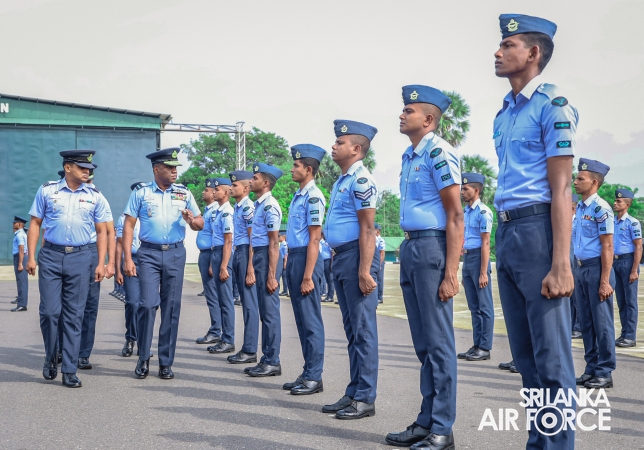 CHANGE OF
COMMAND OF SLAF BASE RATMALANA