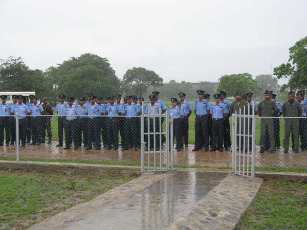 එම් අයි 24 හෙලිකොප්ටර් බලඝණය 15 වන සංවත්සරය සමරයි..