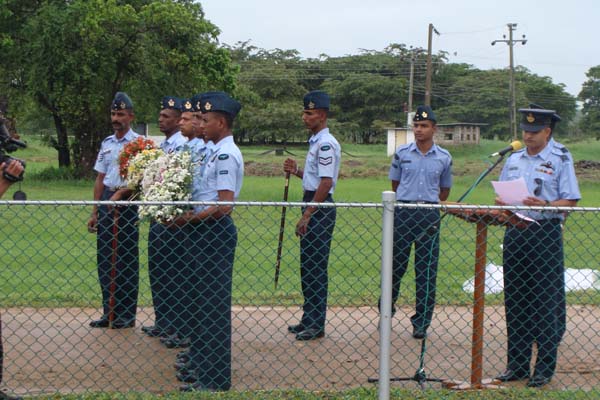 එම් අයි 24 හෙලිකොප්ටර් බලඝණය 15 වන සංවත්සරය සමරයි..