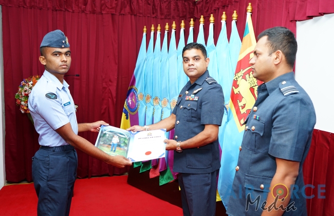 CERTIFICATE
AWARDING CEREMONY OF HOSPITALITY MANAGEMENT SCHOOL