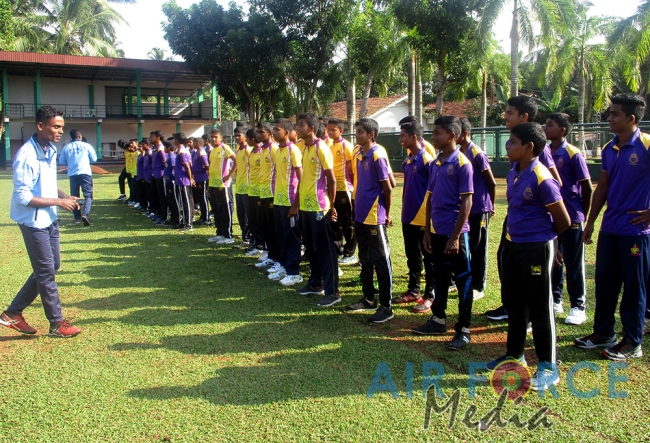 SLAF Station Katukurunda conducts Leadership Training at Holy Cross College, Payagala