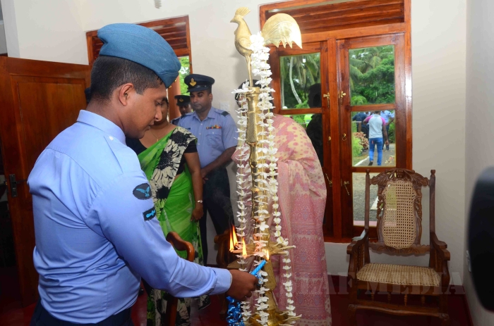 9th ‘Guwan Lak Sevana’ House Handed over and Assistance to Underprivileged School At Katukurunda