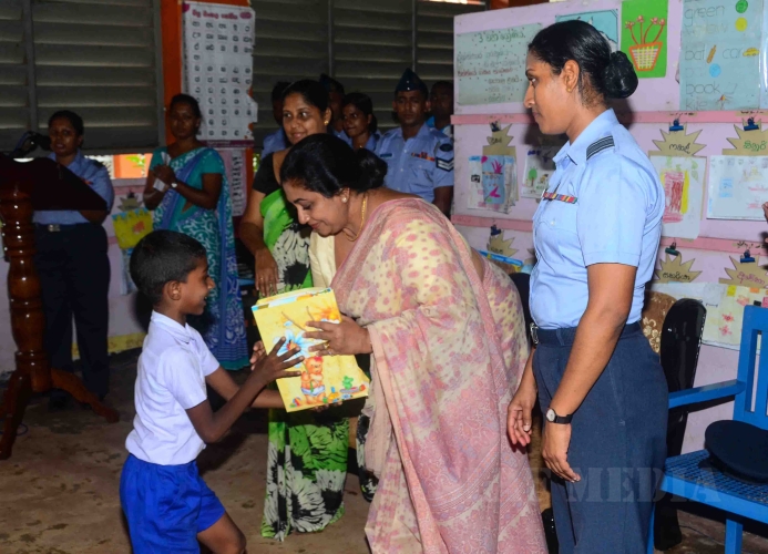 9th ‘Guwan Lak Sevana’ House Handed over and Assistance to Underprivileged School At Katukurunda
