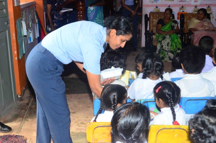 9th ‘Guwan Lak Sevana’ House Handed over and Assistance to Underprivileged School At Katukurunda