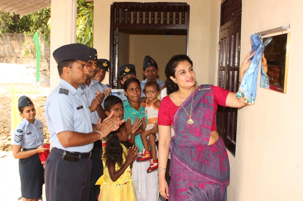 ආබාධිත රණවිරුවාට නිවසක්.. House for Injured War Hero