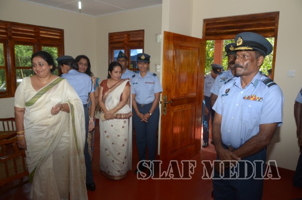 8th ‘Guwan Lak Sevana’ House Handed Over