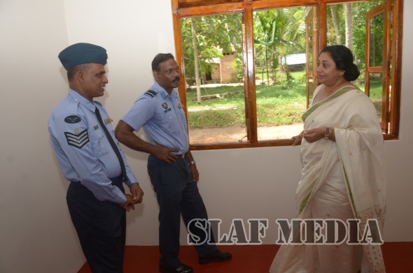 8th ‘Guwan Lak Sevana’ House Handed Over