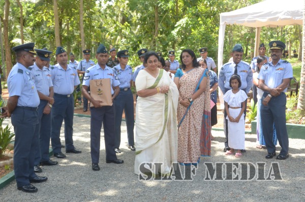 8th ‘Guwan Lak Sevana’ House Handed Over