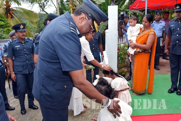 Handing Over of 24th 'Guwan Lak Sevana' House