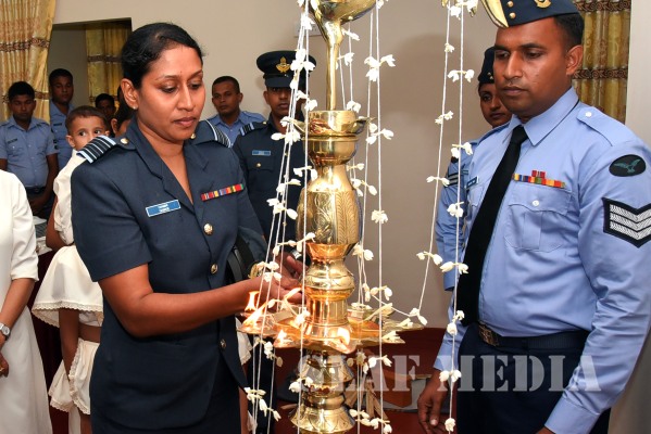 Handing Over of 24th 'Guwan Lak Sevana' House