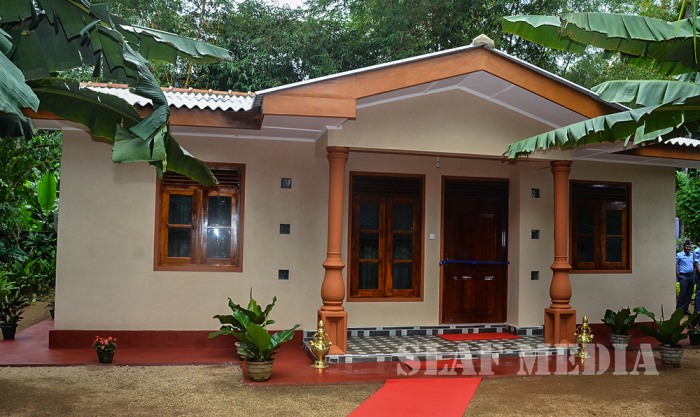 Handing over of 22nd ‘Guwan Lak Sevana’ House