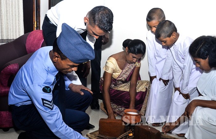 Handing over of 22nd ‘Guwan Lak Sevana’ House
