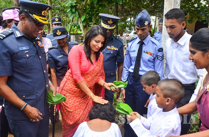 Handing over of 22nd ‘Guwan Lak Sevana’ House