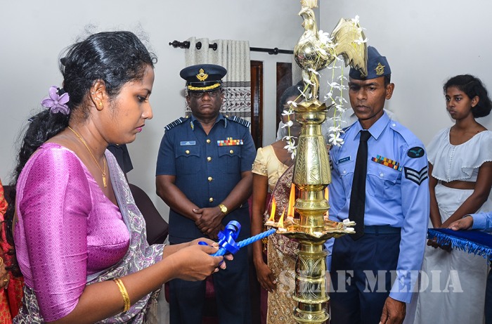 Handing over of 22nd ‘Guwan Lak Sevana’ House