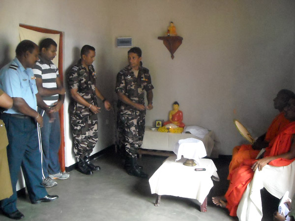 விமானப்படையினரால் மேலும் ஒரு வீடு அன்பளிப்பு