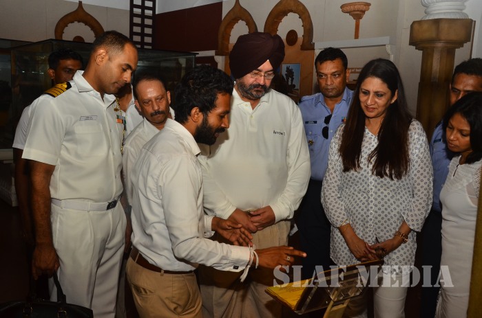 Air Chief Marshal Birender Singh Dhanoa visits Temple of the Sacred Tooth
