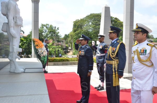 Chief of the Air Staff of the Indian Air Force Visits MOD & UD