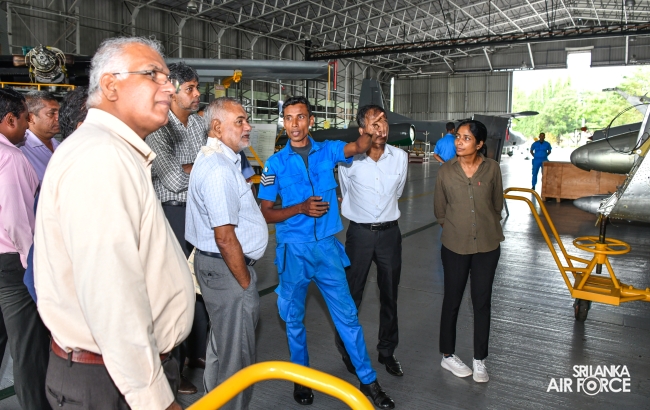 FIELD VISIT
BY INSTITUTION OF ENGINEERS SRI LANKA (IESL) TO SLAF BASE KATUNAYAKE