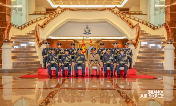 INSPECTOR GENERAL OF POLICE CALLS ON THE COMMANDER OF THE AIR FORCE