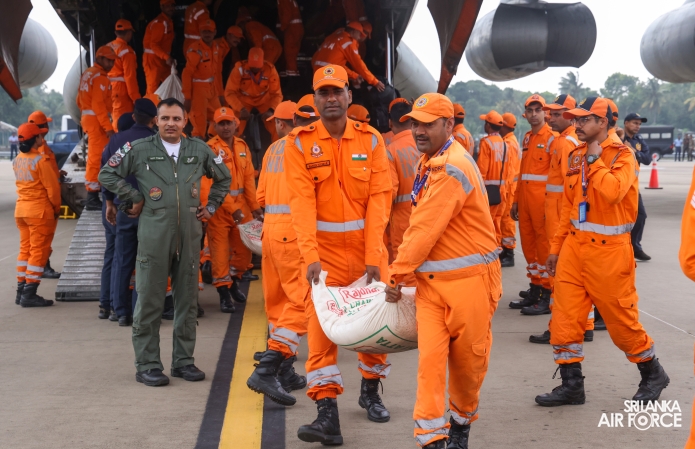 IL-76 IAF AIRCRAFT ARRIVES IN SRI LANKA WITH NDRF TEAM AND DISASTER RELIEF SUPPLIES