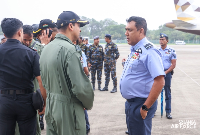 IL-76 IAF AIRCRAFT ARRIVES IN SRI LANKA WITH NDRF TEAM AND DISASTER RELIEF SUPPLIES
