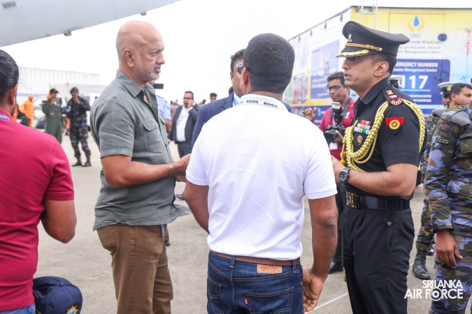 IL-76 IAF AIRCRAFT ARRIVES IN SRI LANKA WITH NDRF TEAM AND DISASTER RELIEF SUPPLIES