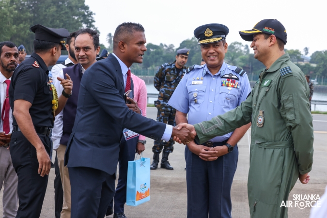 IL-76 IAF AIRCRAFT ARRIVES IN SRI LANKA WITH NDRF TEAM AND DISASTER RELIEF SUPPLIES
