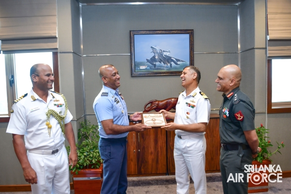 A DELEGATION
OF HIGHER DEFENCE MANAGEMENT COURSE, INDIA VISITS AIR FORCE HEADQUARERS