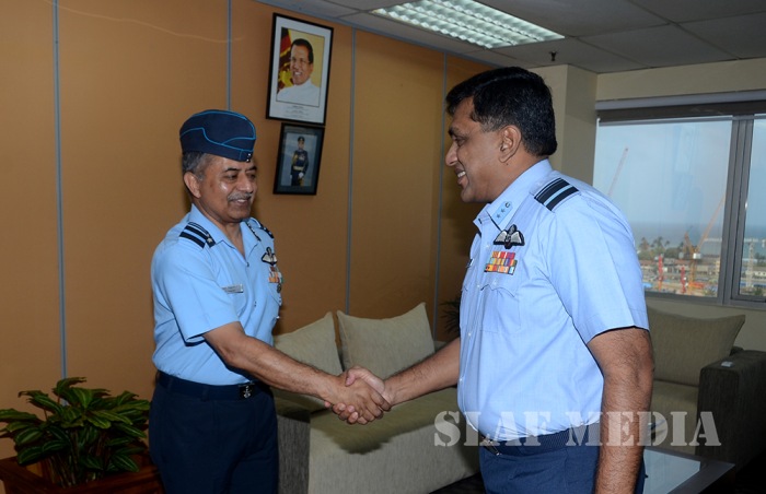 A
Delegation from Indian Air Foce visits SLAF