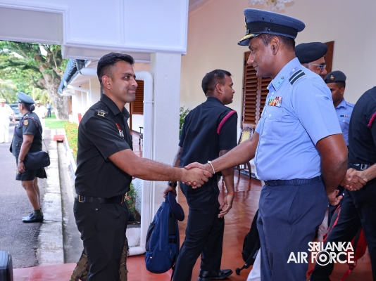 INDIAN ARMED FORCES DELEGATION VISITS SLAF BASE KATUNAYAKE AS PART OF CULTURAL EXCHANGE PROGRAMME