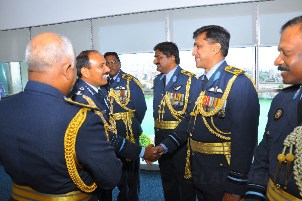 Chief of the Air Staff of the Indian Air Force Calls on the Commander