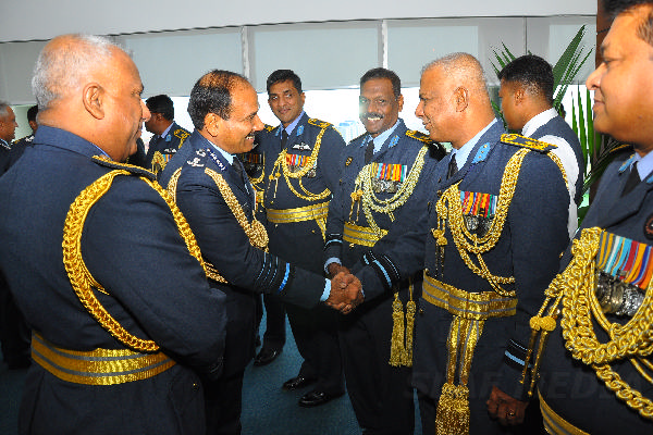 Chief of the Air Staff of the Indian Air Force Calls on the Commander