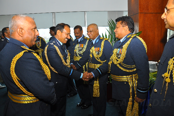 Chief of the Air Staff of the Indian Air Force Calls on the Commander