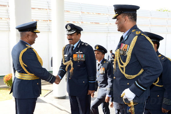 Chief of the Air Staff of the Indian Air Force Calls on the Commander