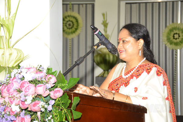 Chief of the Air Staff of the Indian Air Force Calls on the Commander