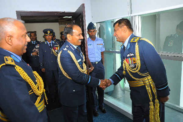 Chief of the Air Staff of the Indian Air Force Calls on the Commander