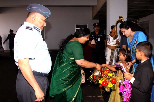 Indian Air Chief Arrives in Sri Lanka