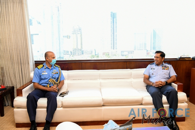 INDIAN DEFENCE ADVISER CALLS ON THE COMMANDER OF THE AIR FORCE