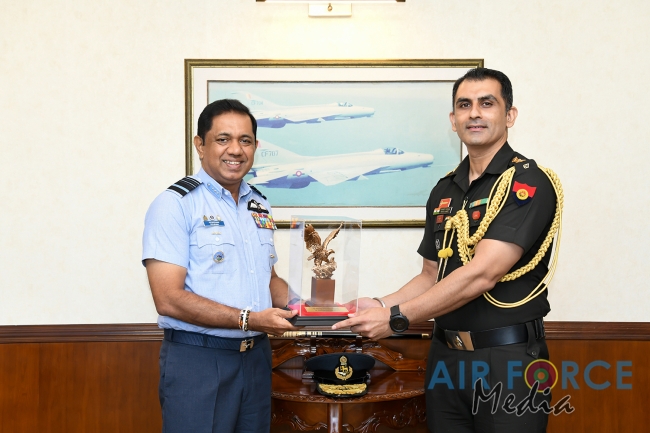INDIAN DEFENCE ADVISER CALLS ON THE COMMANDER OF THE AIR FORCE