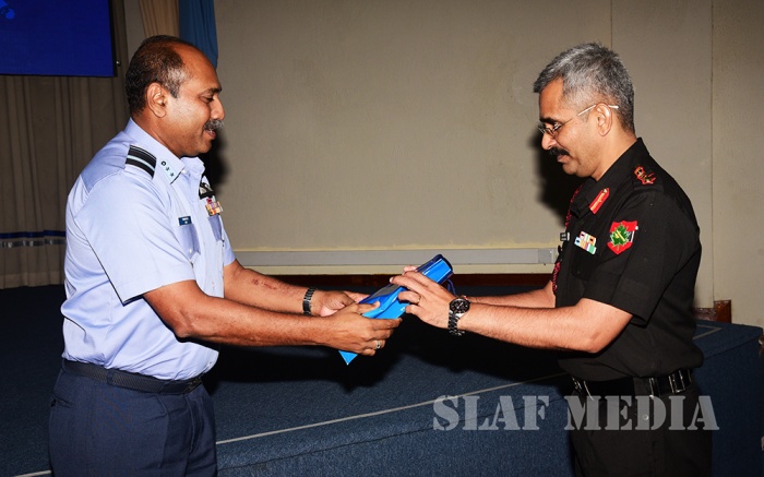 A Delegation from the Indian Army Higher Command Course Visits SLAF