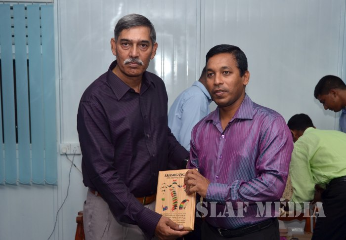 Indian Air Force Sky Divers Visit SLAF Station Ampara