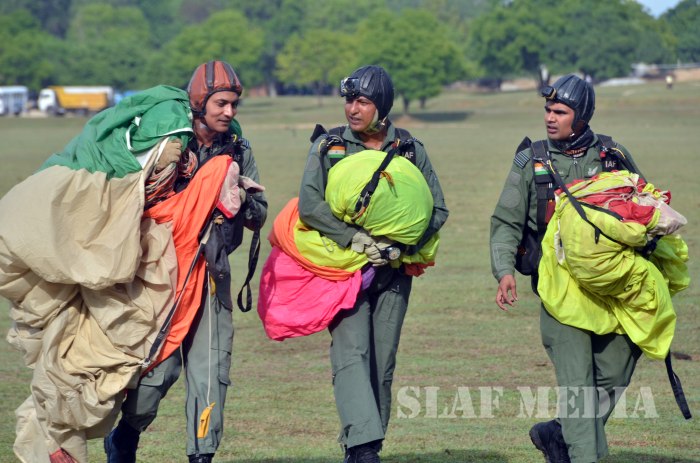 Indian Air Force Sky Divers Visit SLAF Station Ampara