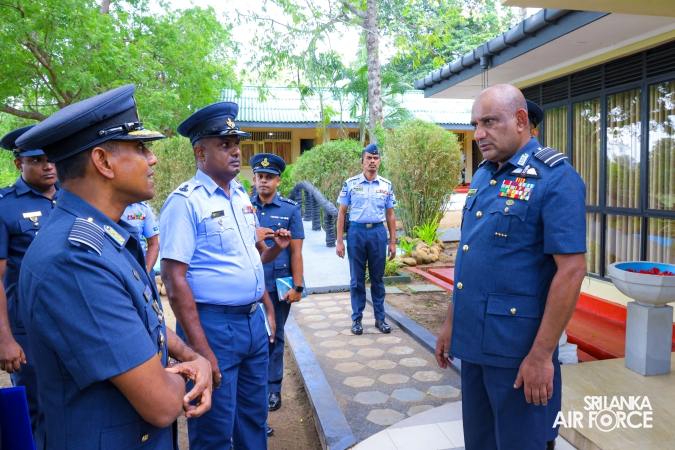 COMMANDER’S INSPECTION AT SLAF STATION WEERAWILA