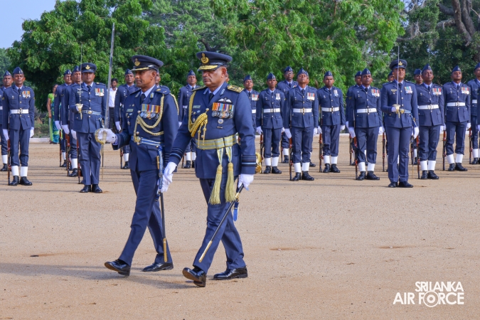 COMMANDER’S INSPECTION AT SLAF STATION WEERAWILA