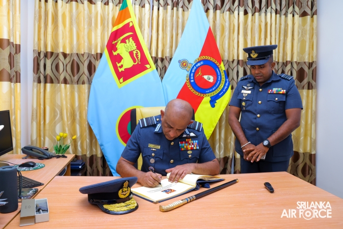 COMMANDER’S INSPECTION AT SLAF STATION WEERAWILA