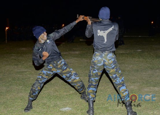 DEMONSTRATION AND CERTIFICATE AWARDING CEREMONY OF NO 01 UNARMED COMBAT INSTRUCTORS’ COURSE AT SLAF CTS DIYATALAWA