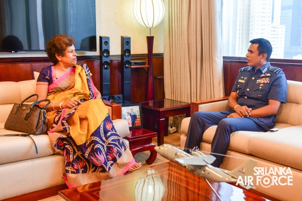 NEWLY APPOINTED HIGH COMMISSIONER OF SRI LANKA TO INDIA CALLS ON THE COMMANDER